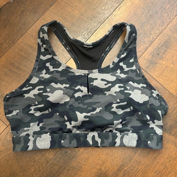FABLETICS Camo Sylvia Sports Bra Moss Camo Large - Picture 4 of 9